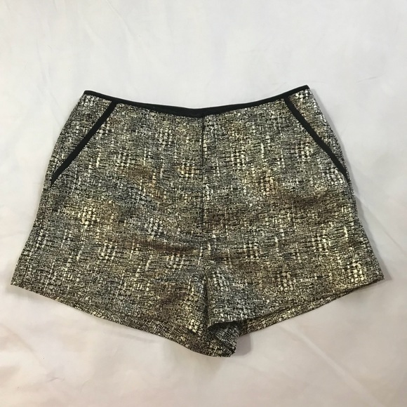 Forever 21 Pants - Never worn metallic gold shorts